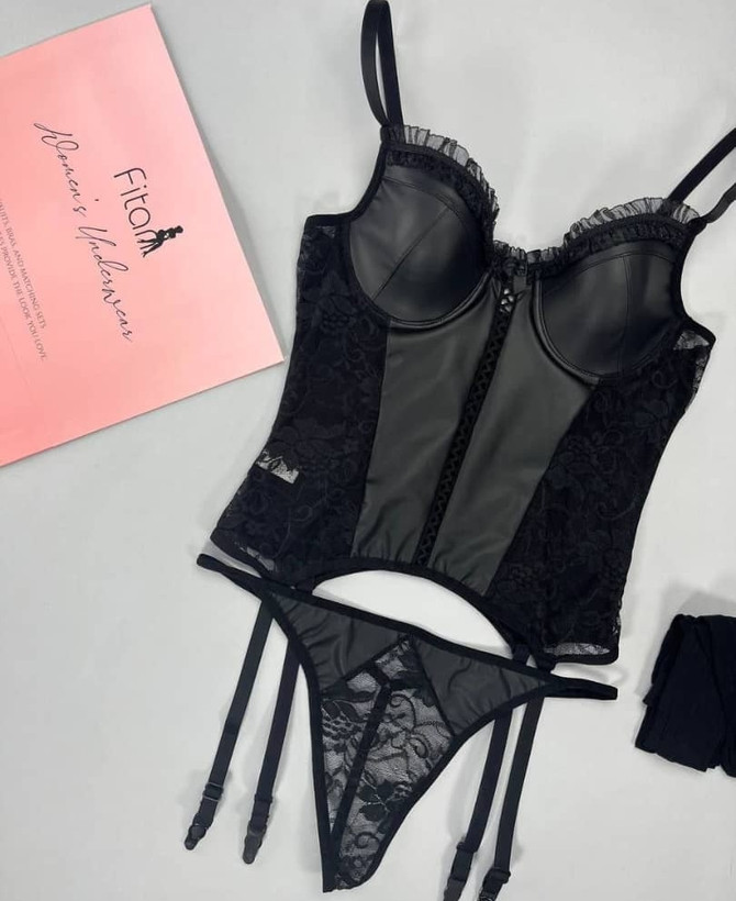 یه تیکه فانتزی کاپ دار همراه جوراب سایز L _فروشگاه اینترنتی لاوین