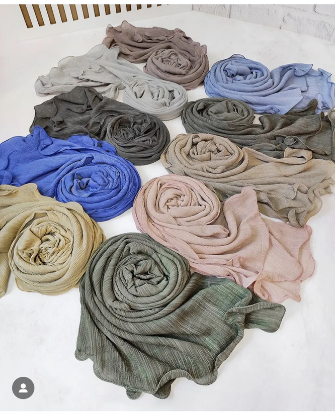 شال پلیسه ریز وارداتی-فروشگاه اینترنتی لاوین گالری در شیراز