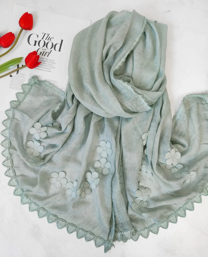 شال نخی دستک گل وارداتی-فروشگاه اینترنتی لاوین گالری در شیراز